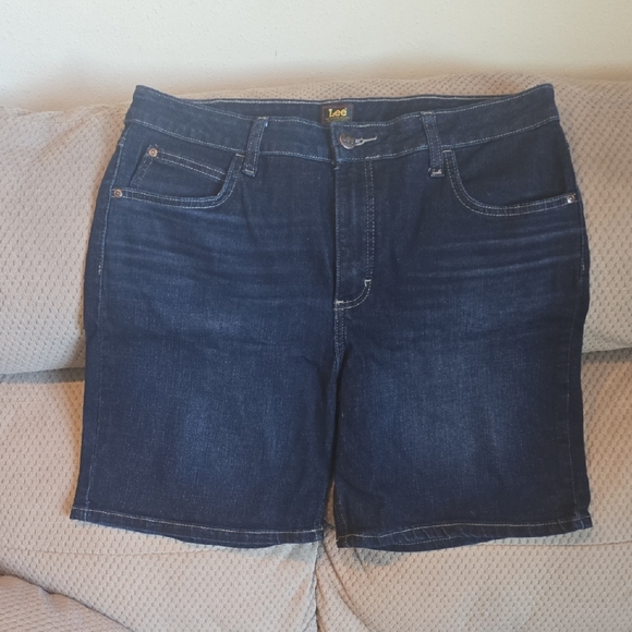 Lee Pants - Lee Indigo Denim Shorts